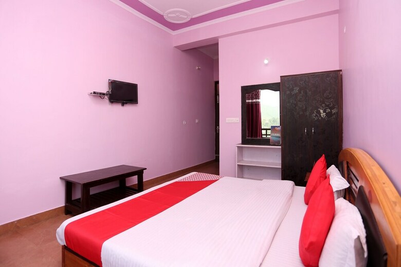 Oyo 19406 Hotel Janta Palace