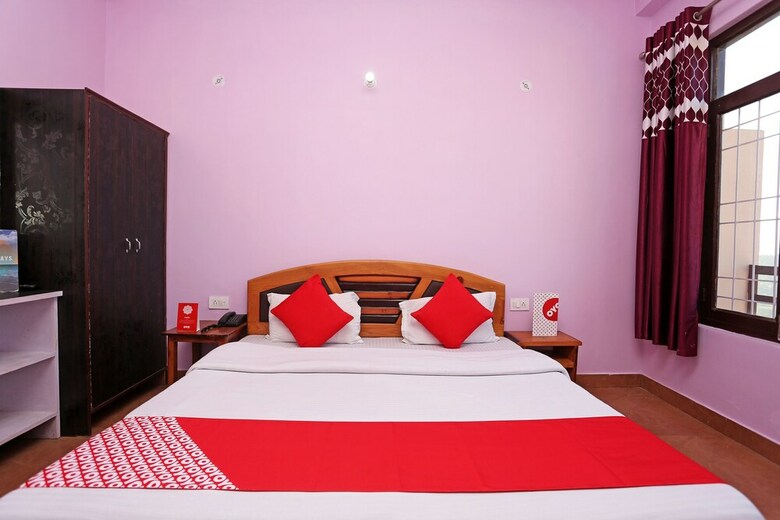 Oyo 19406 Hotel Janta Palace
