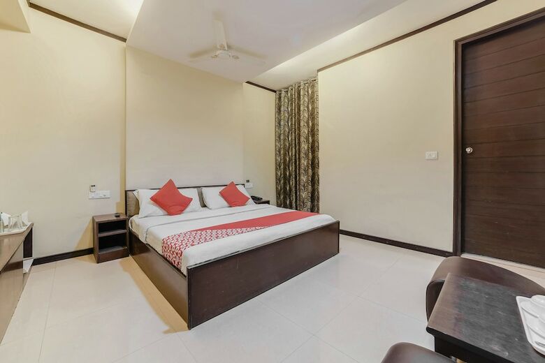 Hotel Oyo 24594 Wind Cross