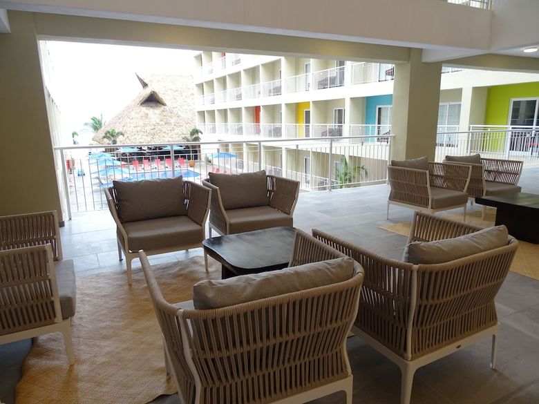 Hotel Decameron Isla Coral - All Inclusive
