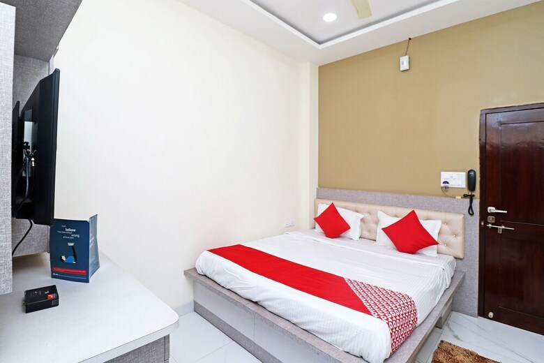 Oyo 29843 Hotel Heaven