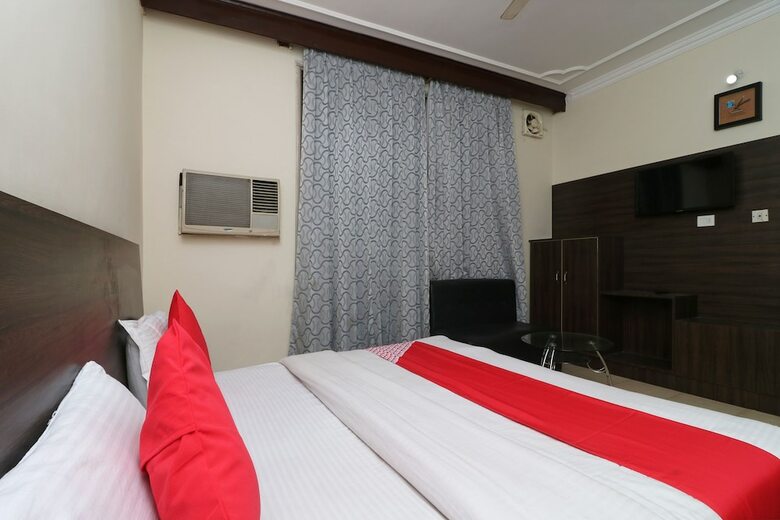 Oyo 29762 Hotel Meridian