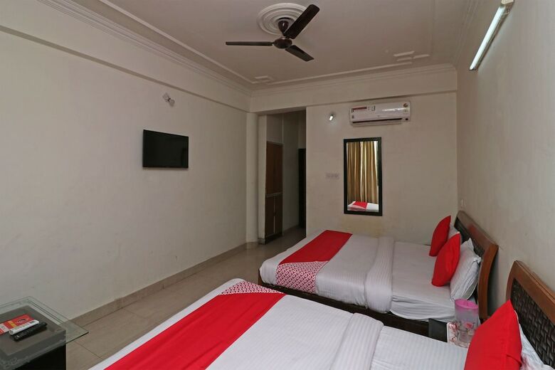 Oyo 29762 Hotel Meridian