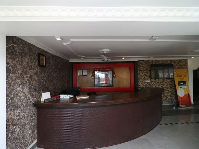 Oyo 29762 Hotel Meridian