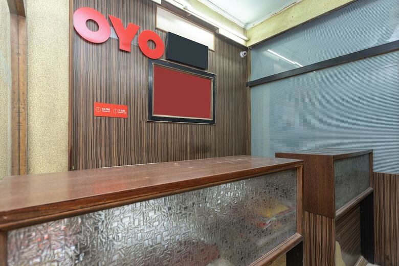 Oyo 22688 Hotel Shivrattan