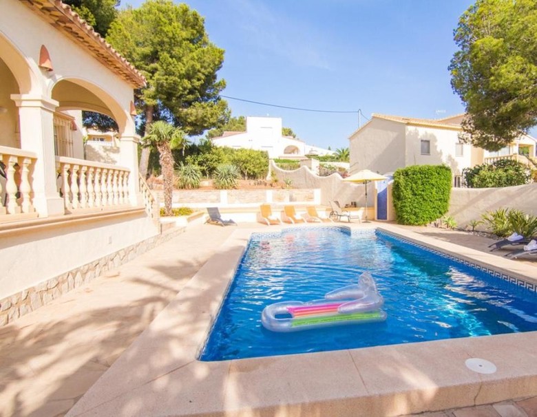 Abahana Villa Sara