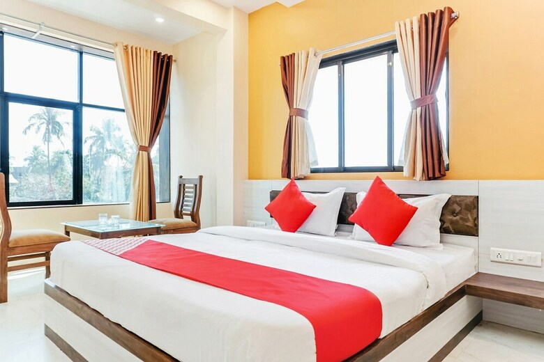 Oyo 29634 Hotel Navalai Pride