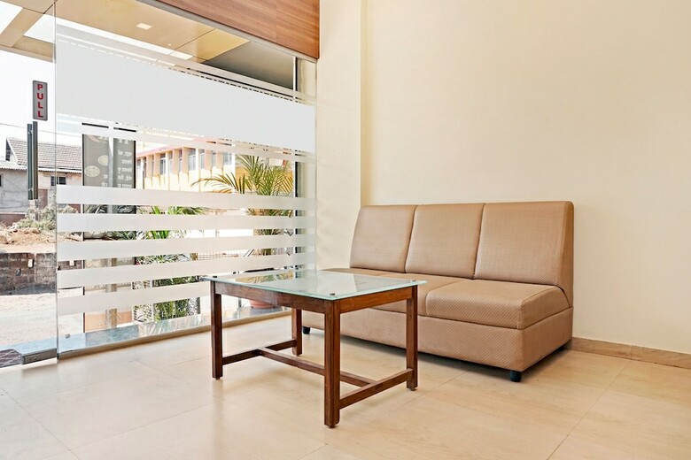 Oyo 29634 Hotel Navalai Pride