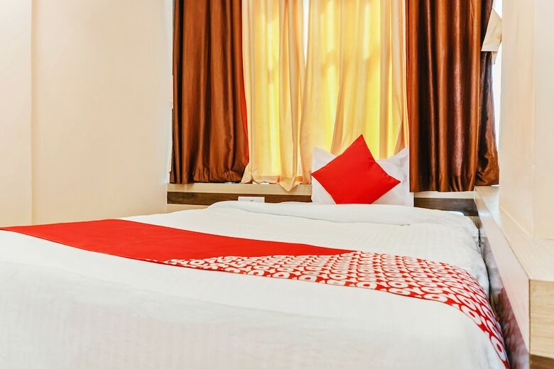 Oyo 29634 Hotel Navalai Pride
