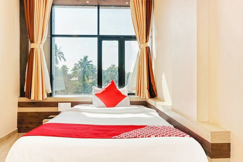Oyo 29634 Hotel Navalai Pride