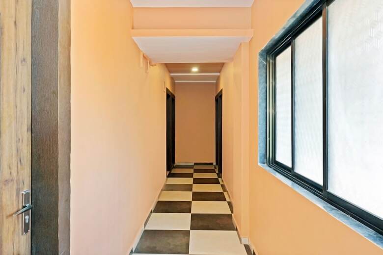 Oyo 29634 Hotel Navalai Pride