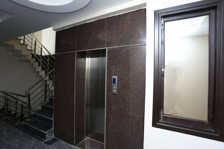 Hotel Oyo 30916 Agk Residency