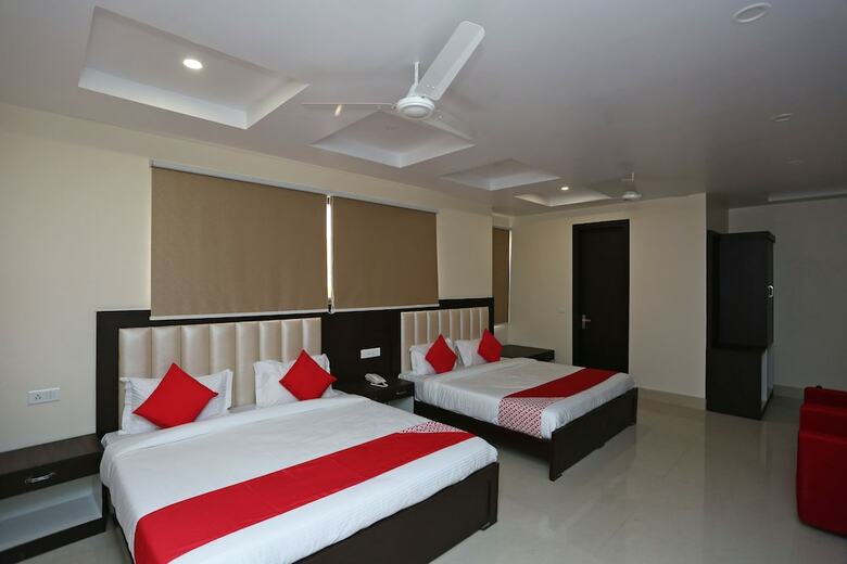 Hotel Oyo 30916 Agk Residency