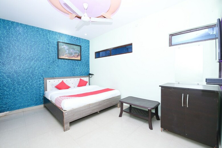 Oyo 29188 Hotel Sai Palace
