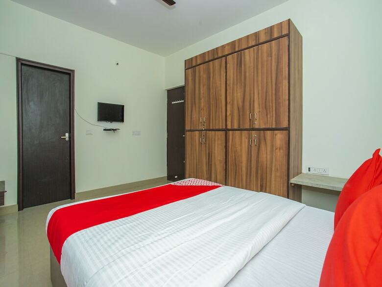 Hotel Oyo 23055 Raintree Residences