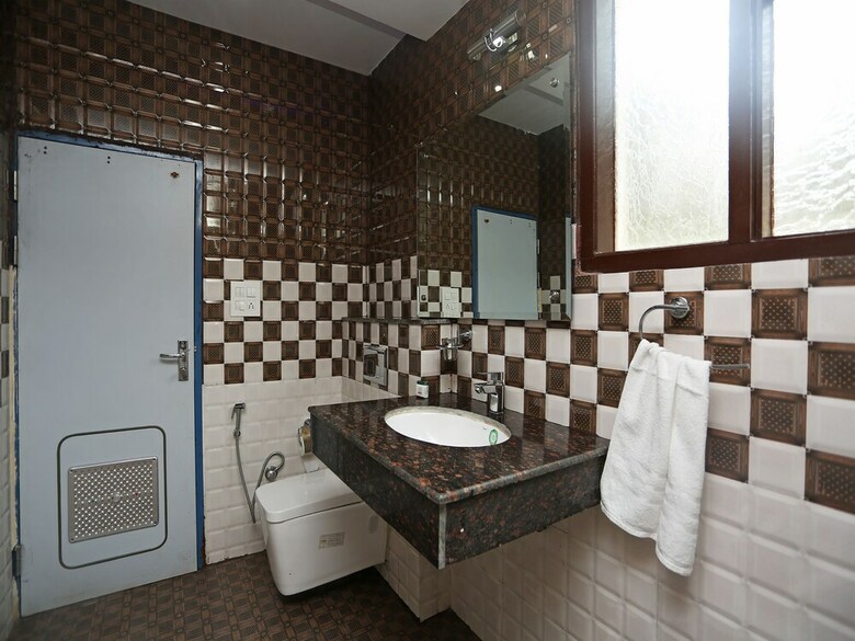 Hotel Oyo 28186 New Blue Heaven