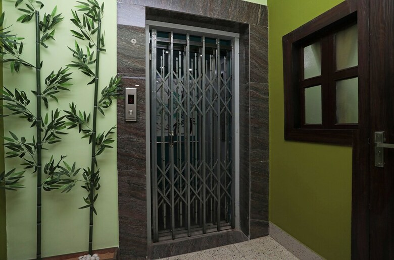 Oyo 22297 Hotel 86b