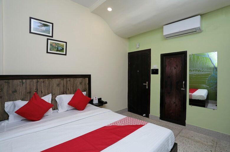 Oyo 22297 Hotel 86b