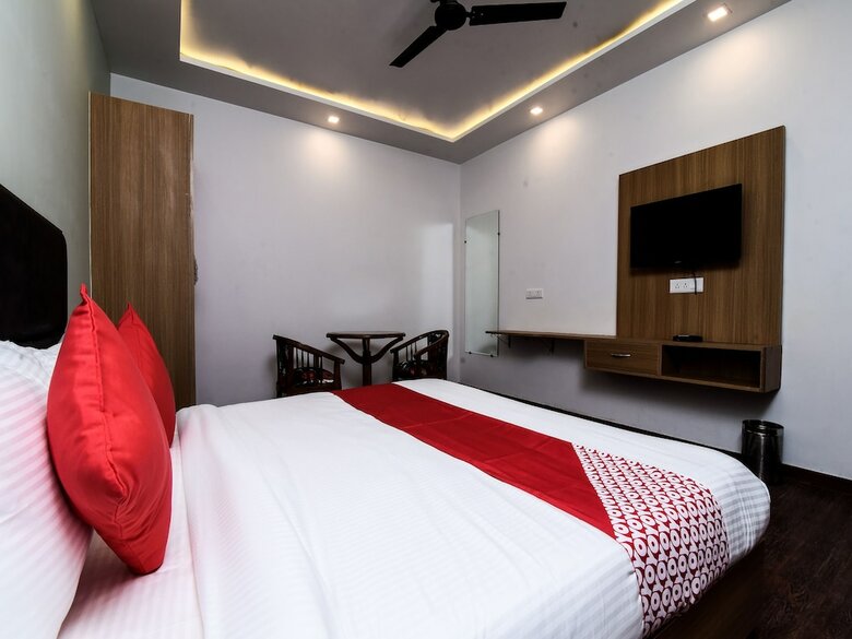 Hotel Oyo Flagship 16044 Sector 18