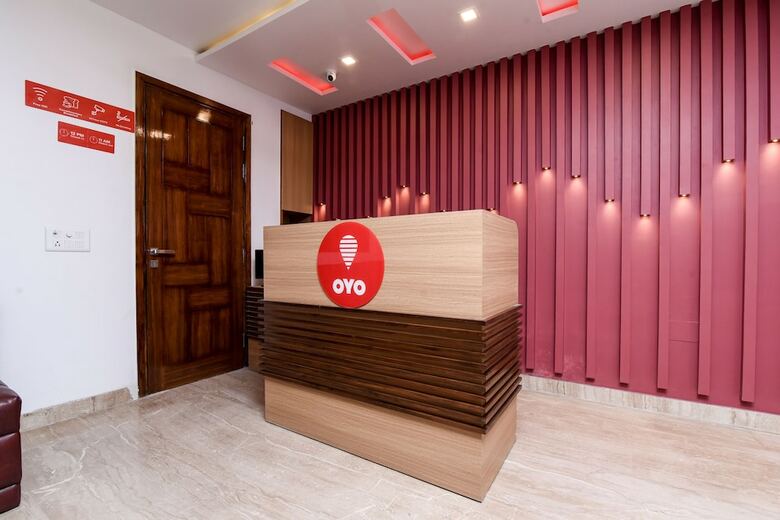 Hotel Oyo Flagship 16044 Sector 18
