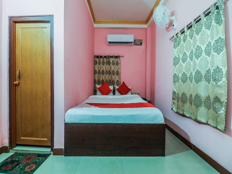 Oyo 17255 Hotel Kanika Inn