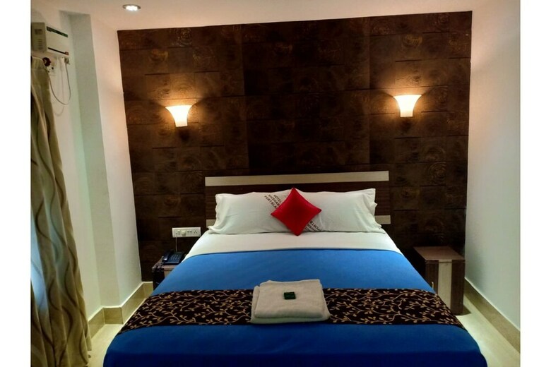 Oyo 17162 Hotel Rhishabh