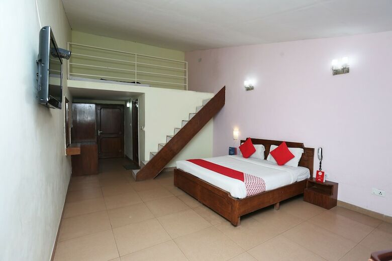 Hotel Oyo 30708 United 21