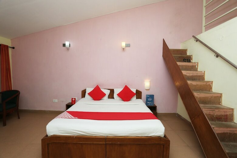Hotel Oyo 30708 United 21