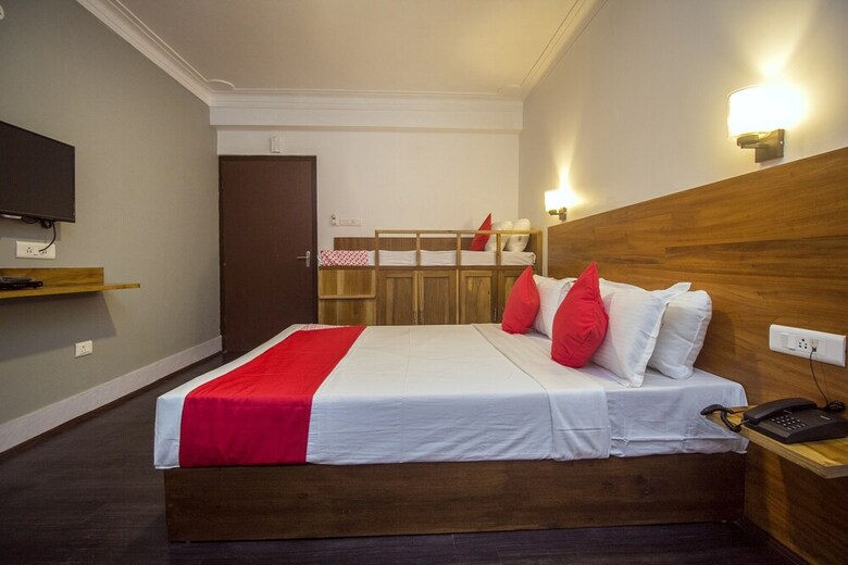 Hotel Capital O 26706 Namah Stay