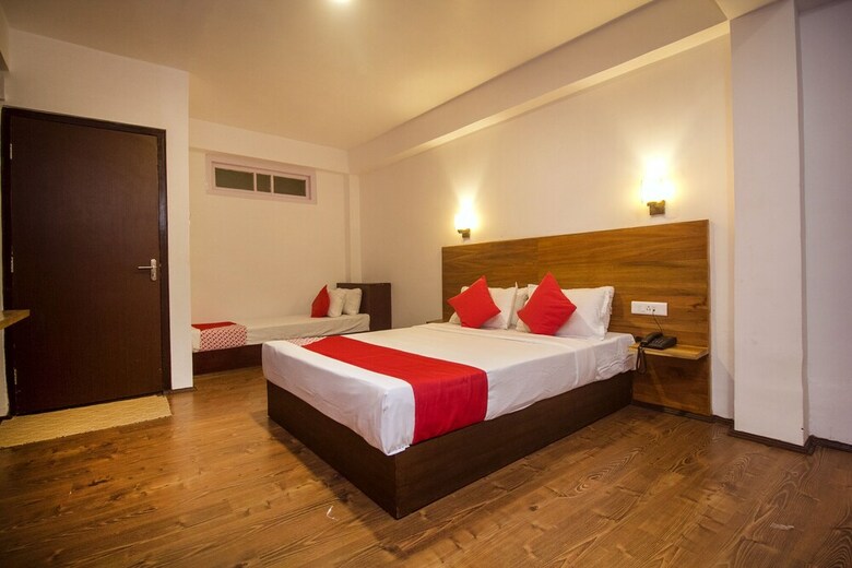 Hotel Capital O 26706 Namah Stay
