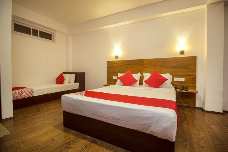 Hotel Capital O 26706 Namah Stay