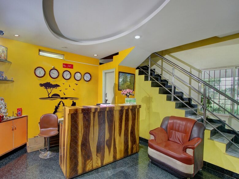 Hotel Oyo 2420 Ashwa Comfort