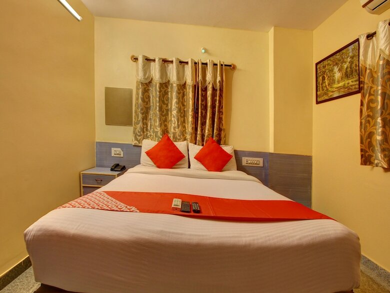 Hotel Oyo 2420 Ashwa Comfort