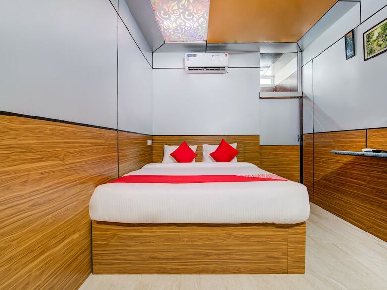Hotel Oyo 18561 Athiti