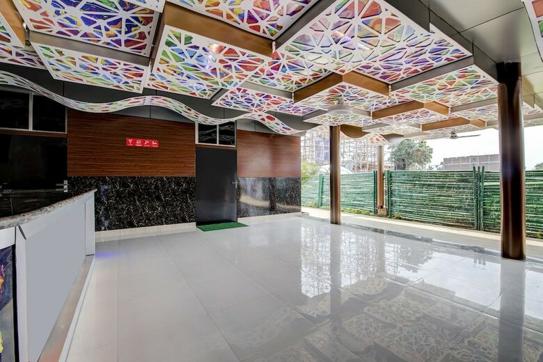 Hotel Oyo 18561 Athiti