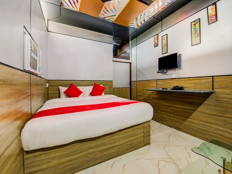 Hotel Oyo 18561 Athiti