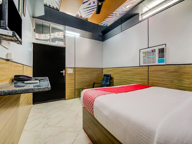 Hotel Oyo 18561 Athiti