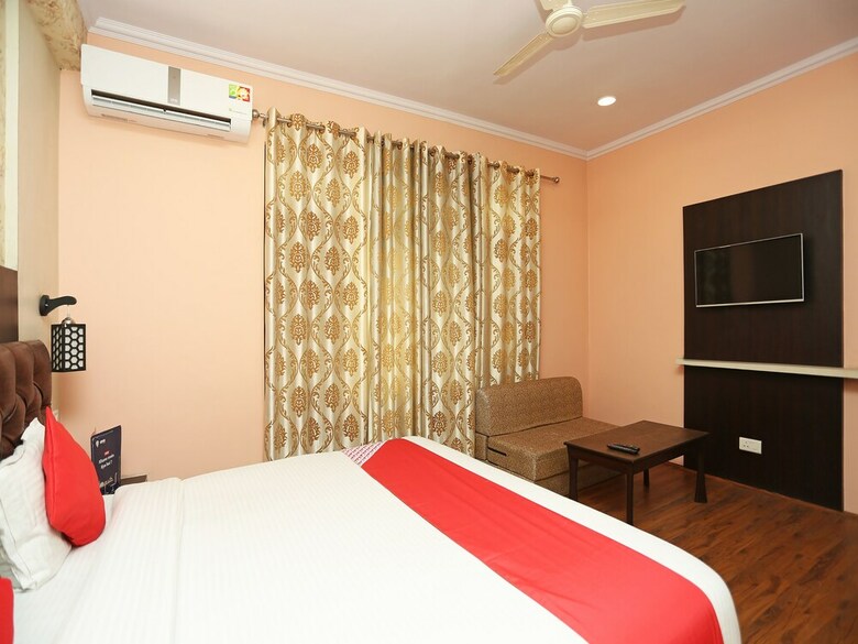 Hotel Capital O 12292 Marvilla