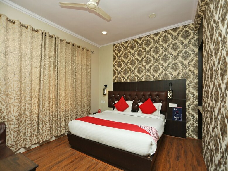 Hotel Capital O 12292 Marvilla