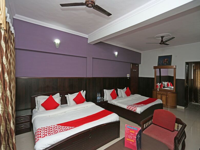 Hotel Oyo 14877 Alinda Guest House