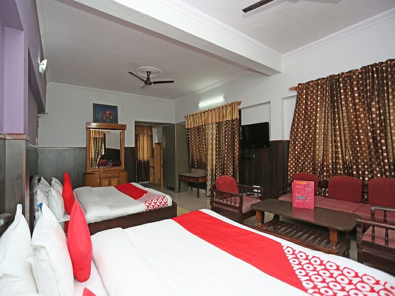 Hotel Oyo 14877 Alinda Guest House