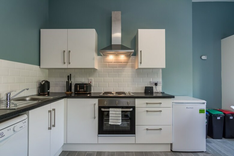 Meadowbank Place