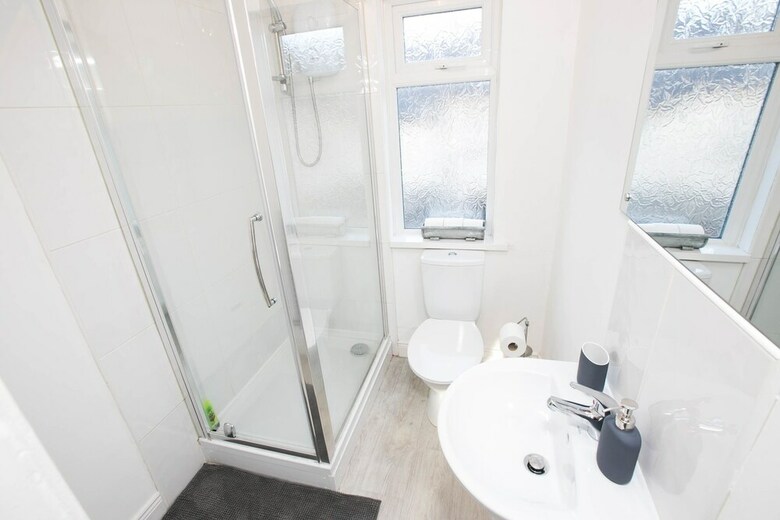 Meadowbank Place