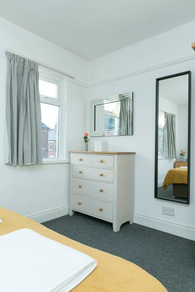 Meadowbank Place
