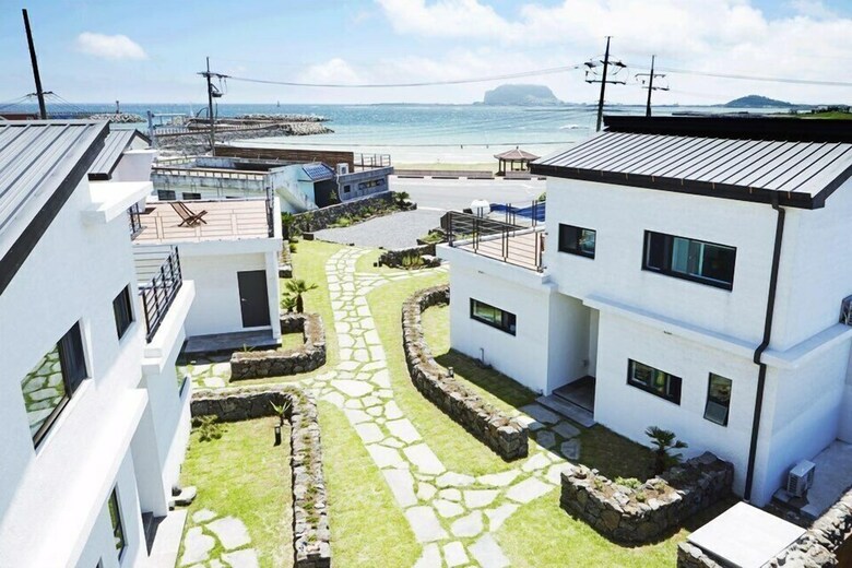 Pension Baco Home 3 & Slow Mansion