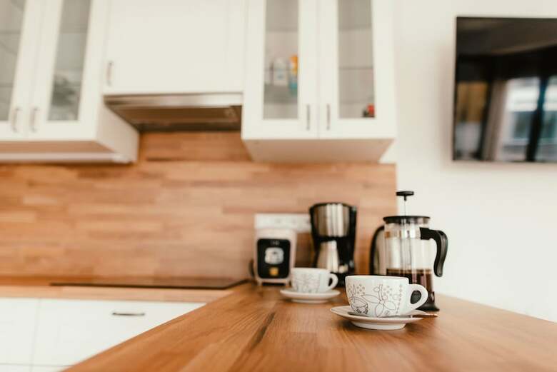 Wake Up Apartments
