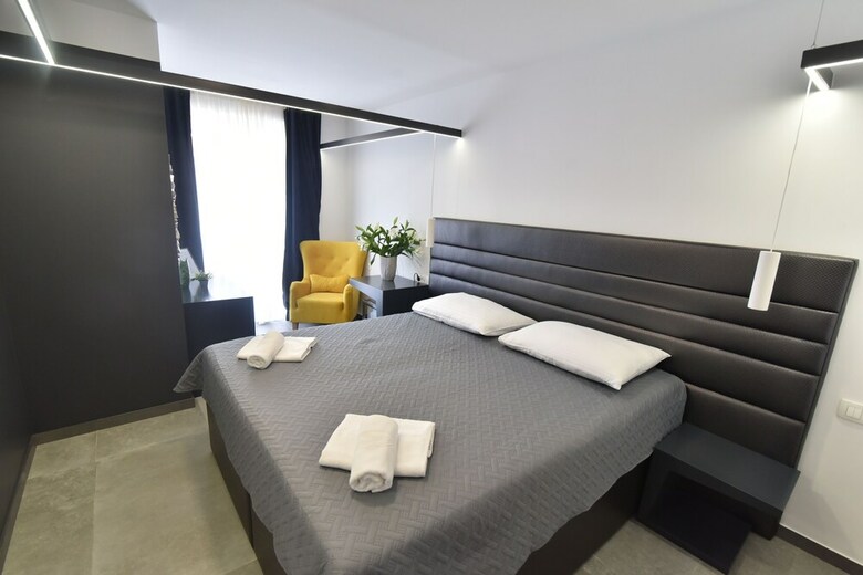 Hotel Mono Apartments & Rooms
