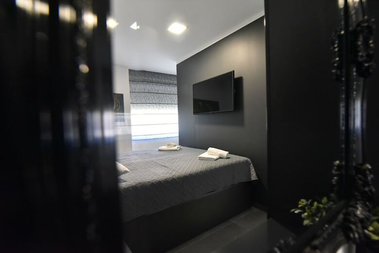 Hotel Mono Apartments & Rooms