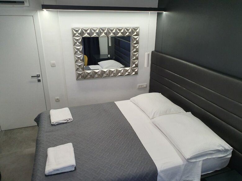 Hotel Mono Apartments & Rooms