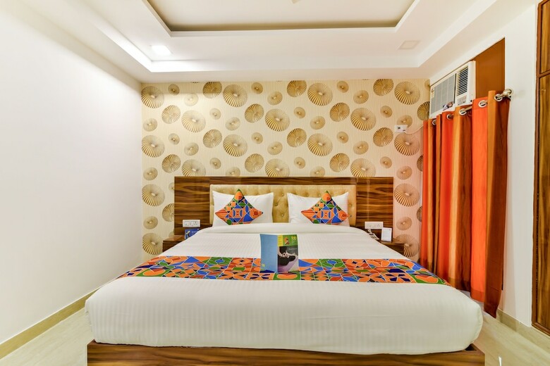 Fabhotel Pearl Suite